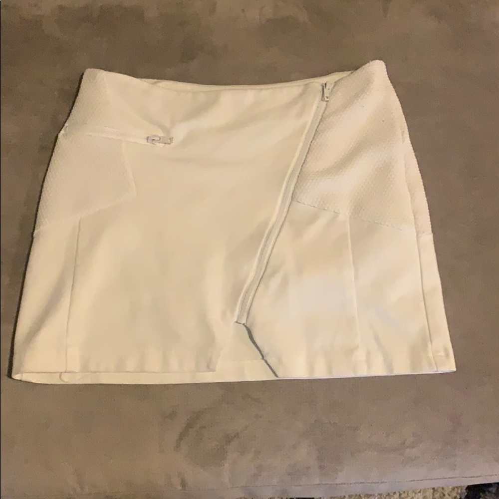 White geometric skirt